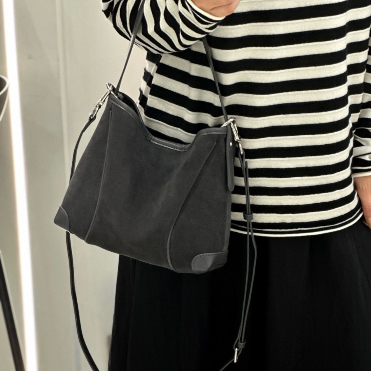 Bolsa Transversal Feminina de  - Unique Leather Work avaliação e preço